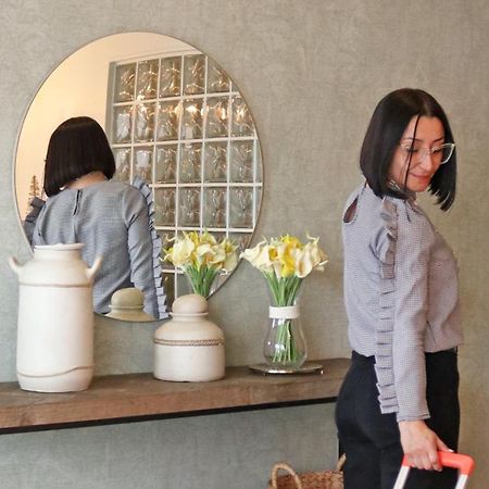 Hotel Carpa Manzano ปุนตาอาเรนาส ภายนอก รูปภาพ
