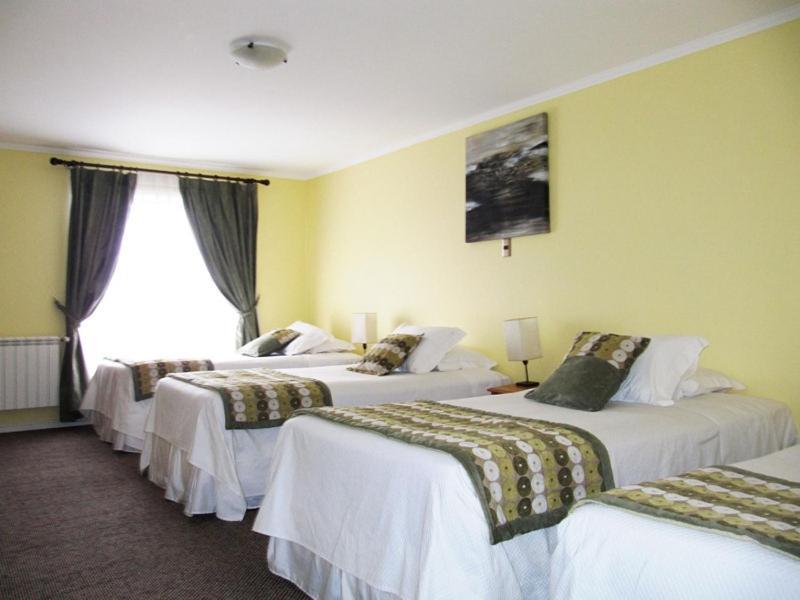 Hotel Carpa Manzano ปุนตาอาเรนาส ภายนอก รูปภาพ