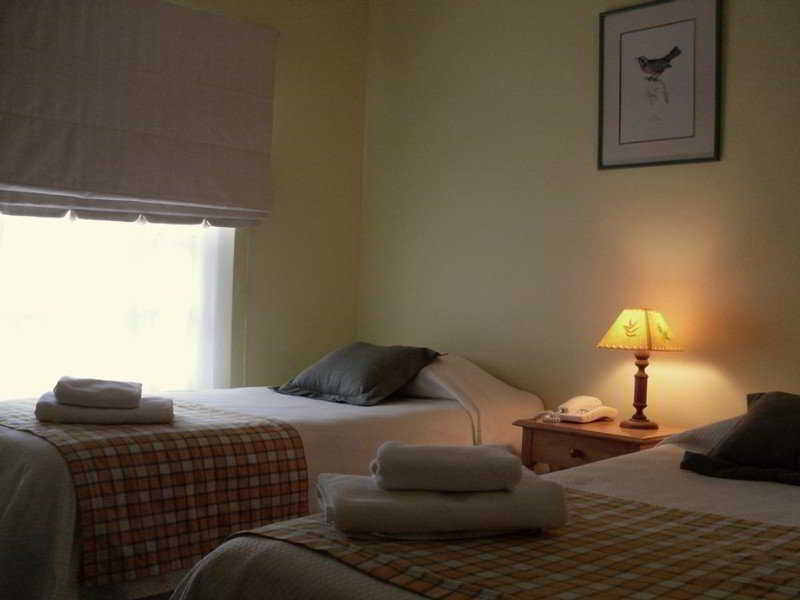 Hotel Carpa Manzano ปุนตาอาเรนาส ภายนอก รูปภาพ