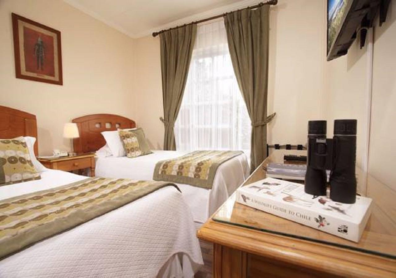 Hotel Carpa Manzano ปุนตาอาเรนาส ภายนอก รูปภาพ